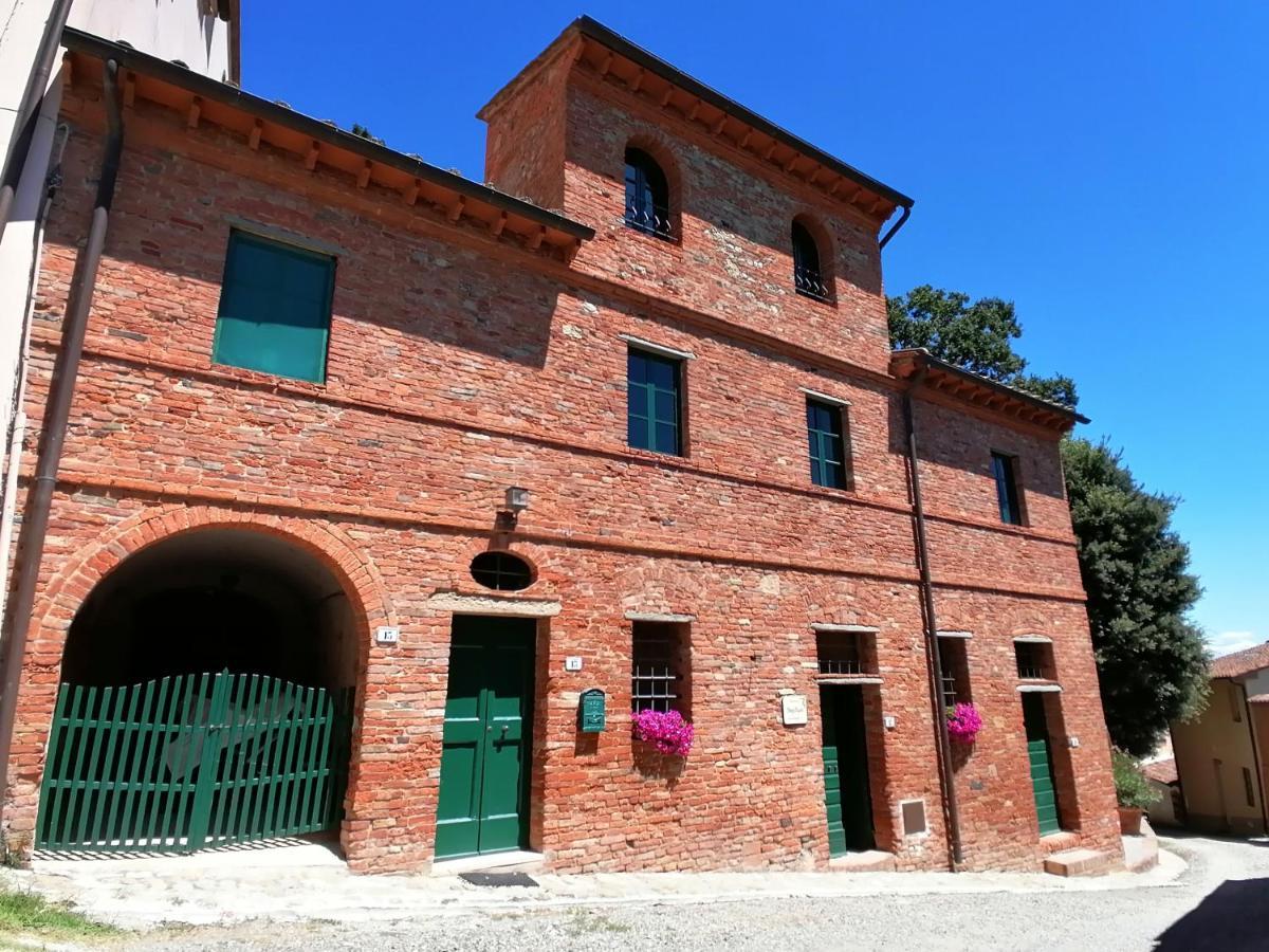 Borgo Fajani Guest House Terricciola ภายนอก รูปภาพ