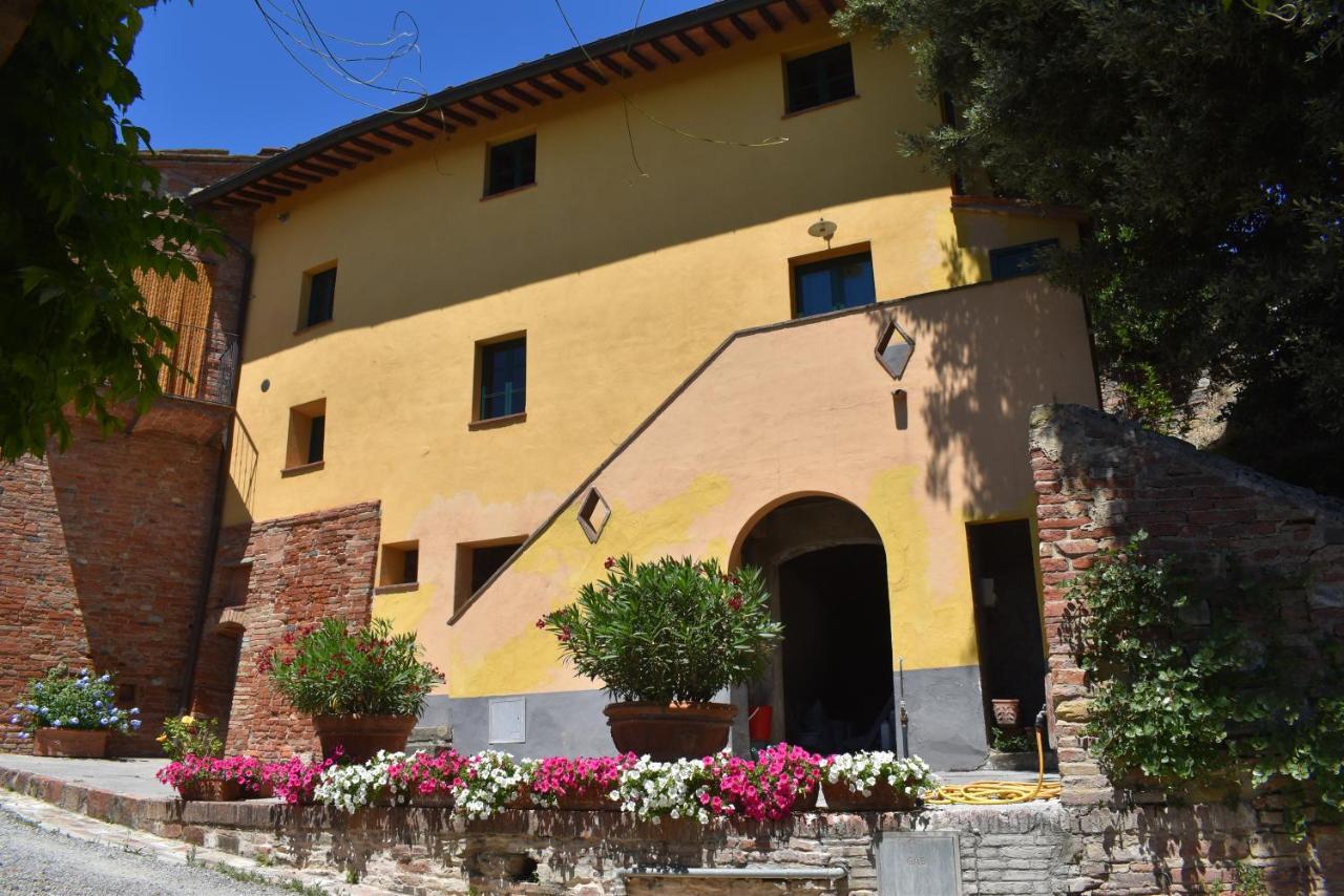 Borgo Fajani Guest House Terricciola ภายนอก รูปภาพ