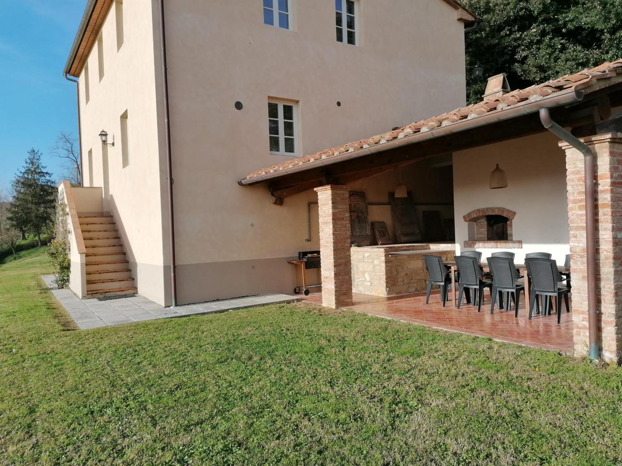 Borgo Fajani Guest House Terricciola ภายนอก รูปภาพ