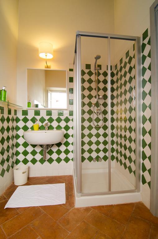 Borgo Fajani Guest House Terricciola ภายนอก รูปภาพ
