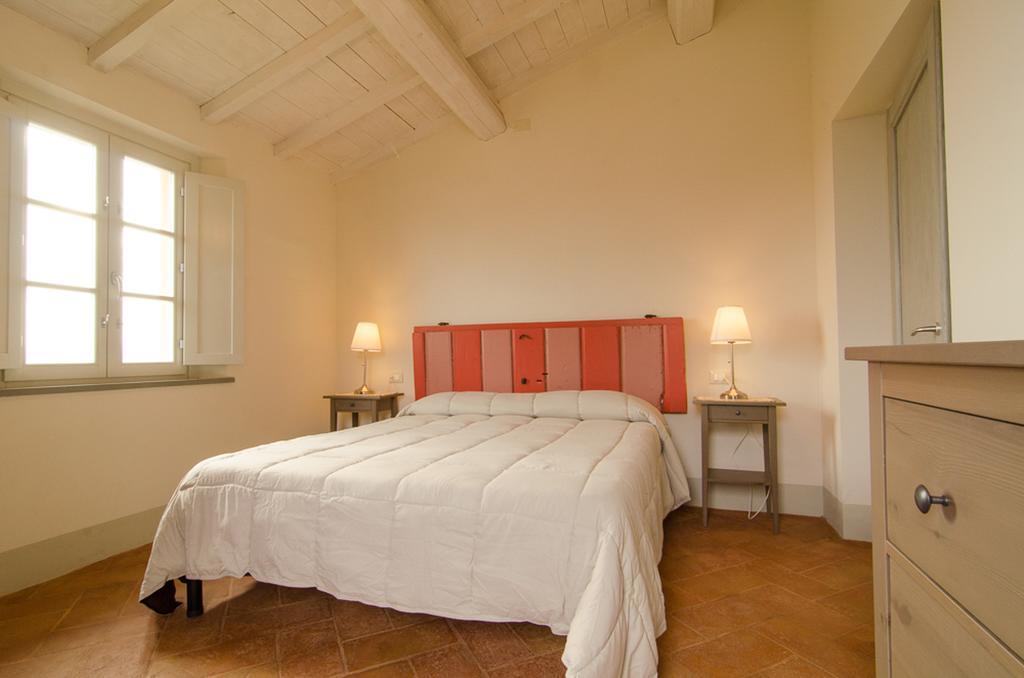 Borgo Fajani Guest House Terricciola ภายนอก รูปภาพ