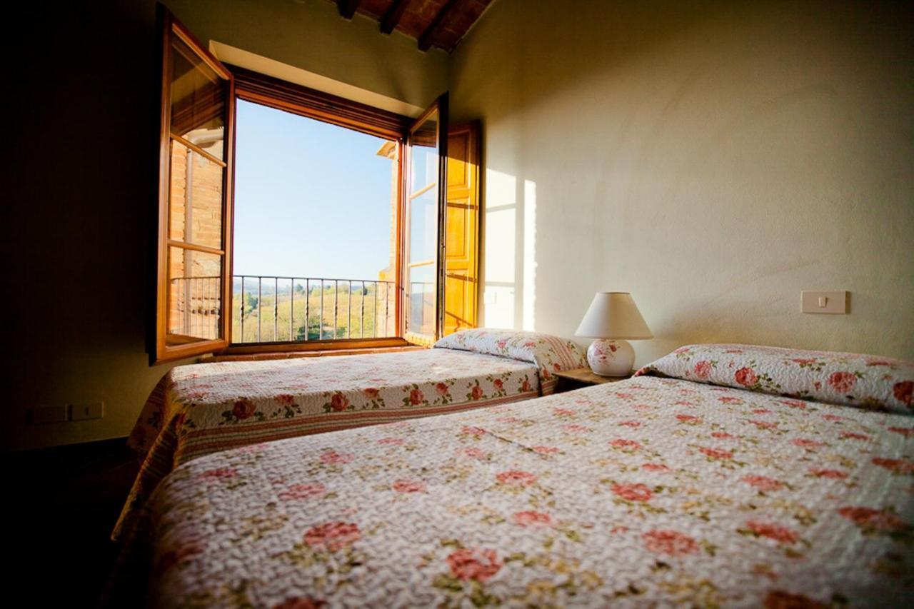 Borgo Fajani Guest House Terricciola ภายนอก รูปภาพ